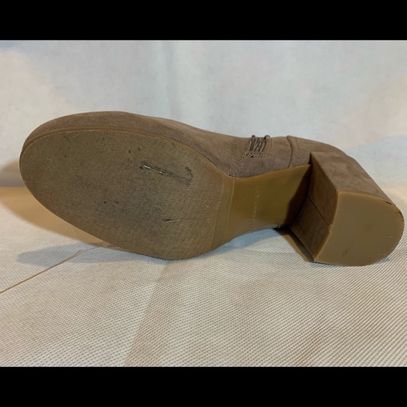 Madden Girl Rightonn Booties Taupe Vegan 7.5 - Picture 4 of 6